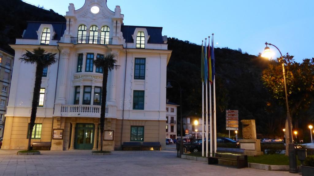 Pension Oria Luarca Kültér fotó